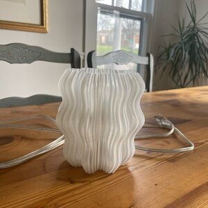 White Wavy Table Lamp Accent - Unbranded